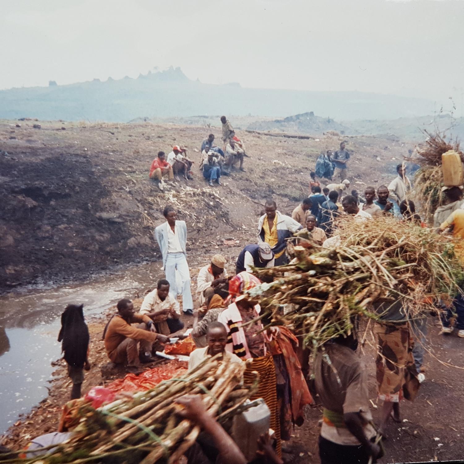 Endlos waren 1994 die Trecks geflüchteter Menschen, die aus Ruanda in das Flüchtlingslager im Kongo kamen.