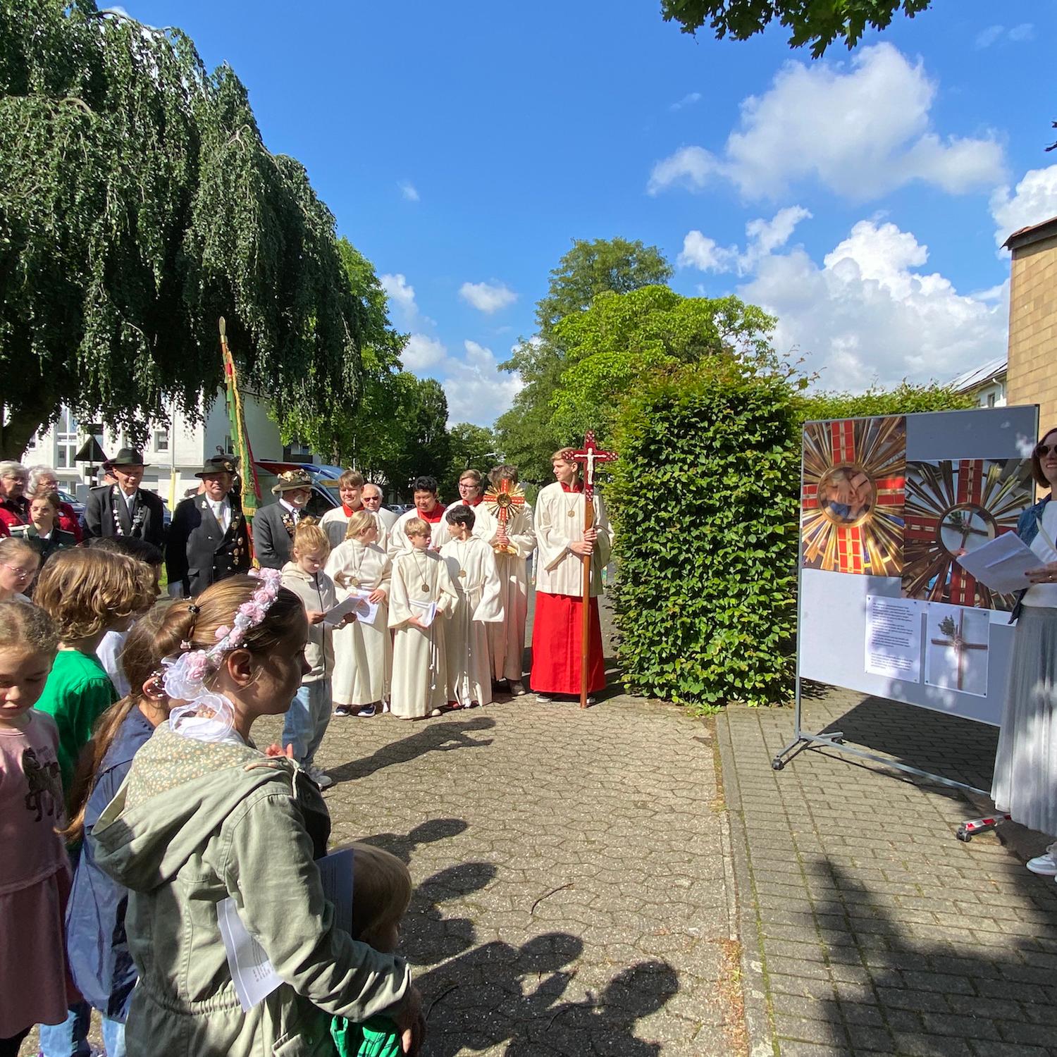 Ein Spaziergang durch die Ausstellung.